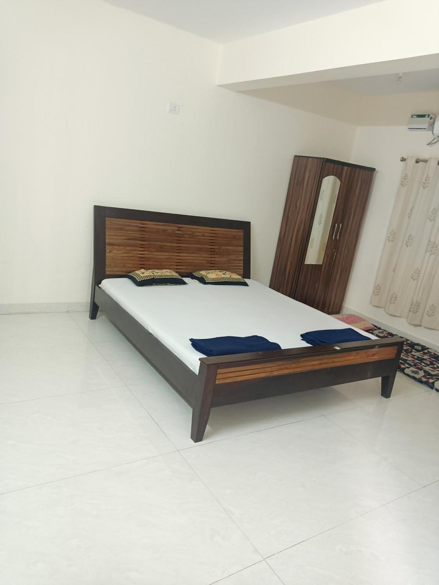 Sai Leela Guest House 다볼림 외부 사진